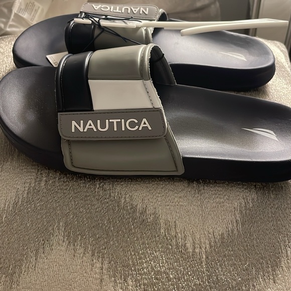 NWT Men’s Nautica Slides - Picture 3 of 4